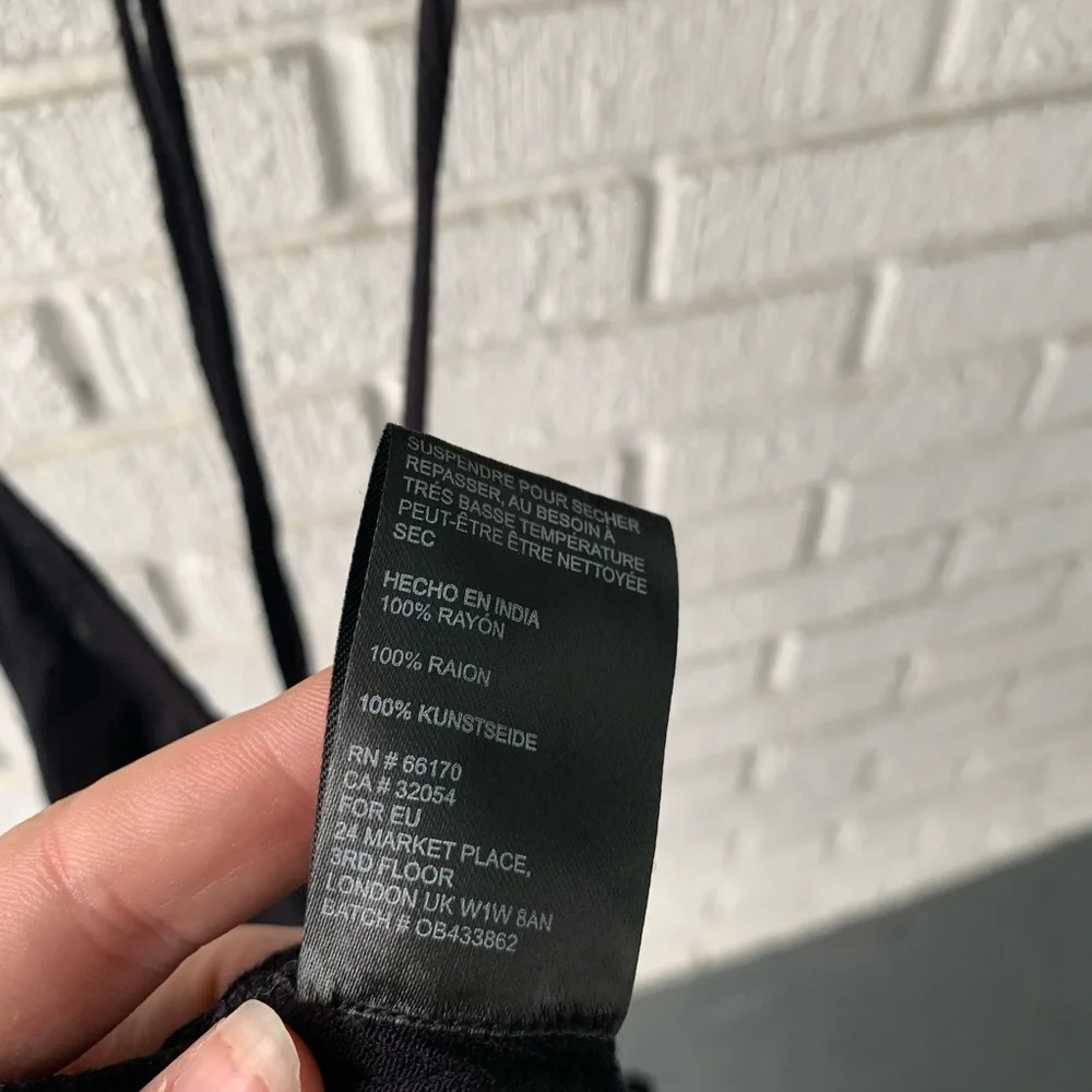 Urban Outfitters Black Thin Racerback Tank Top XSP - Picture 10 of 10